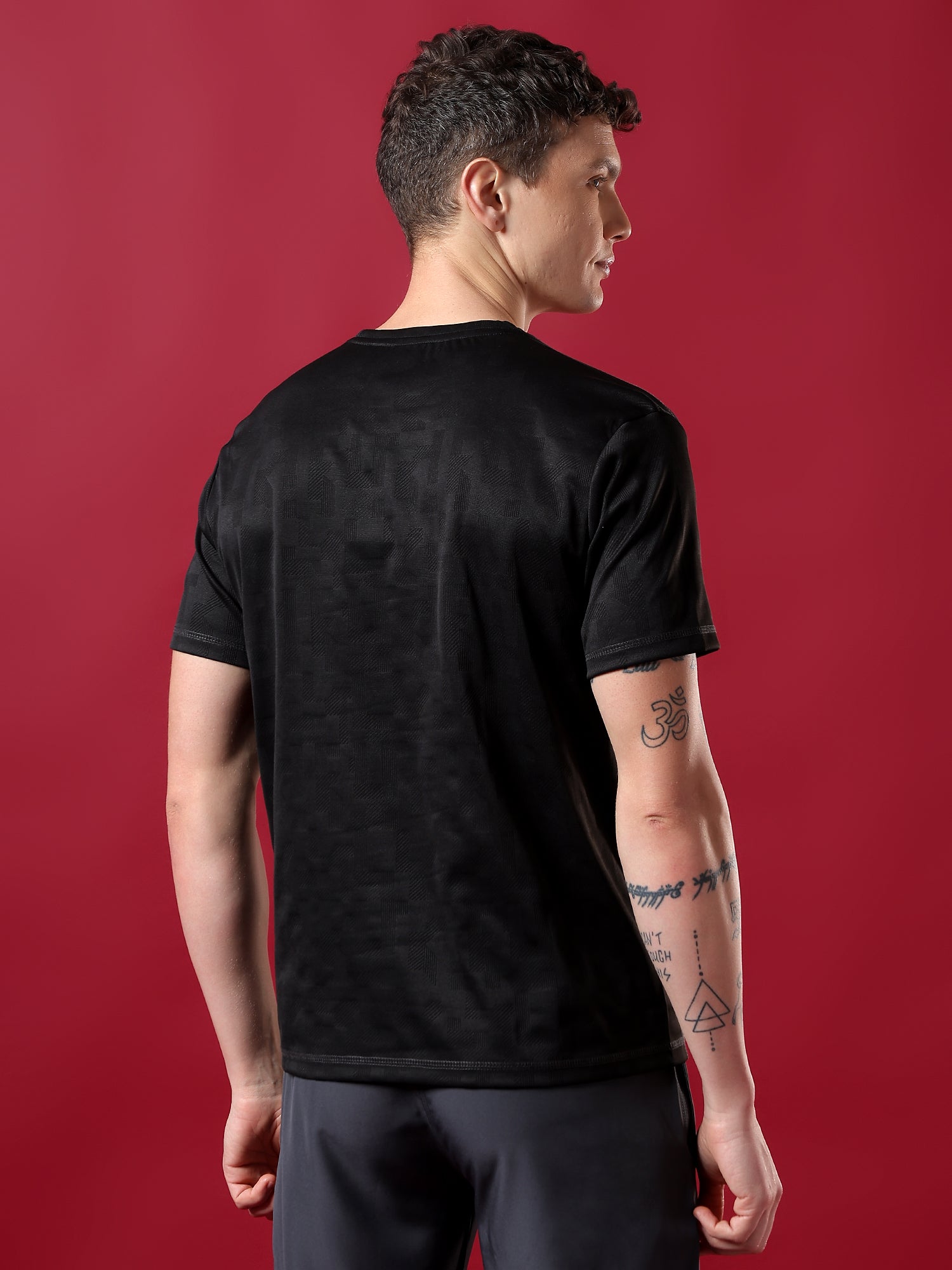 ErigoSport Black T-shirt