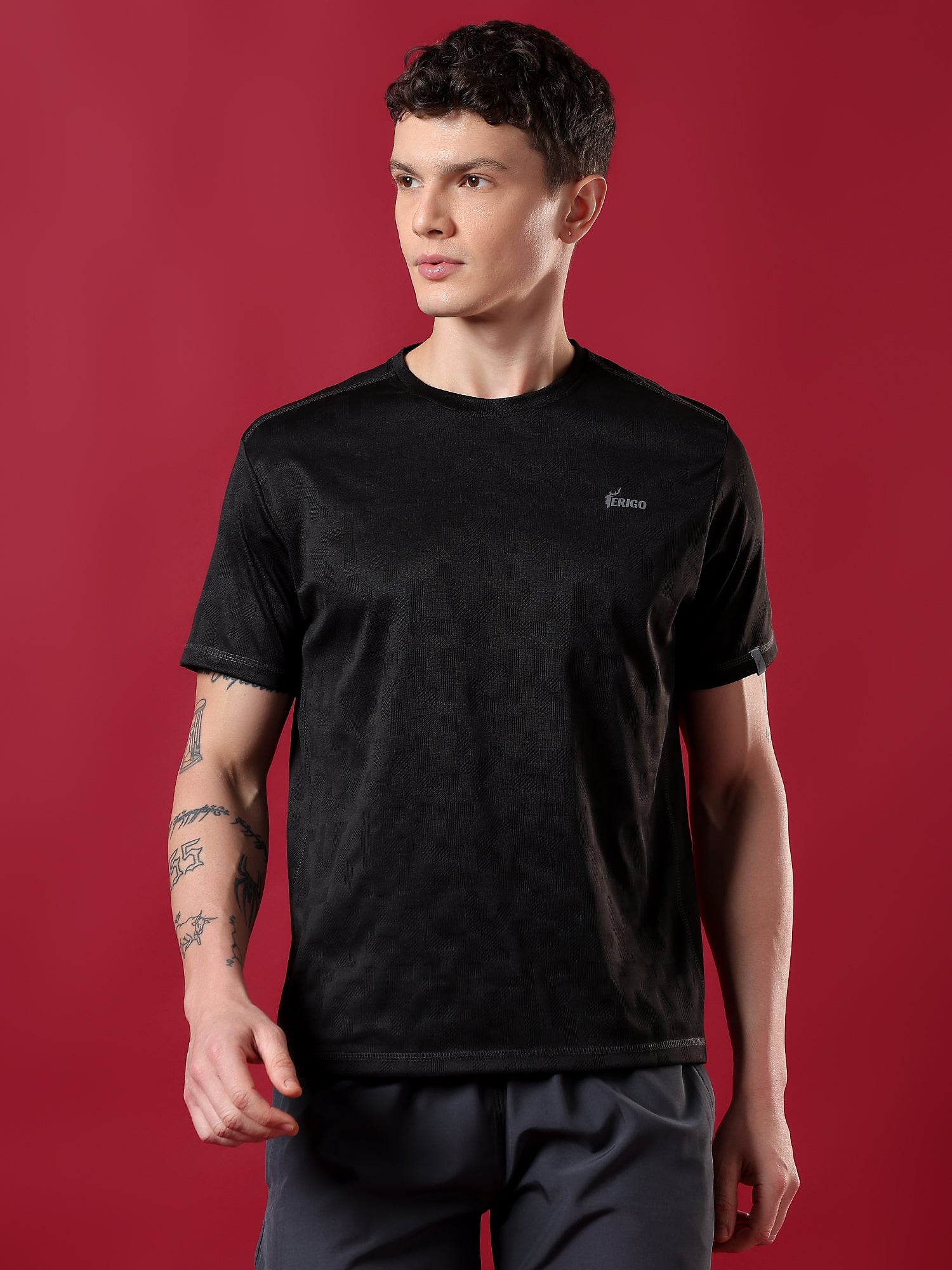 ErigoSport Black T-shirt