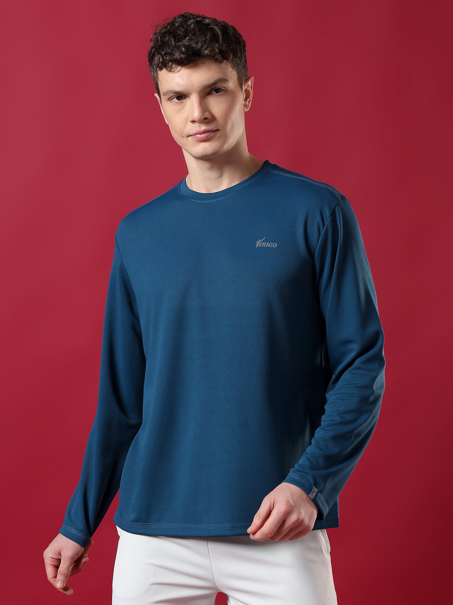 ErigoSport Full-Sleve Capri Blue T-shirt