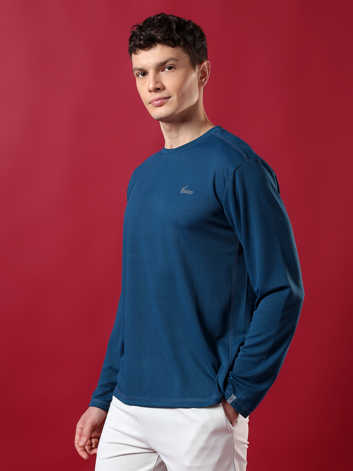 ErigoSport Full-Sleve Capri Blue T-shirt