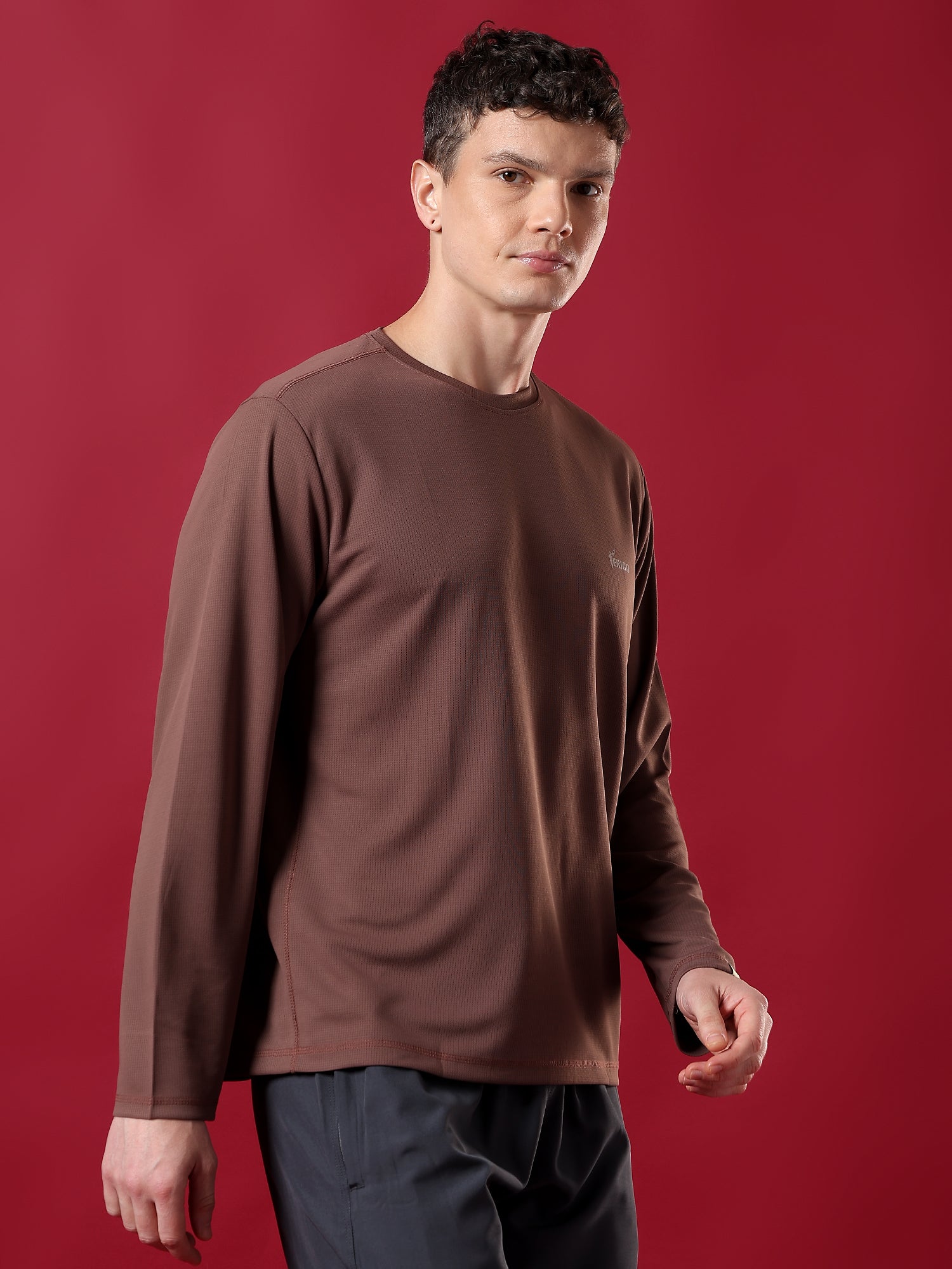 ErigoSport Full-Sleve Reddish Brown T-shirt